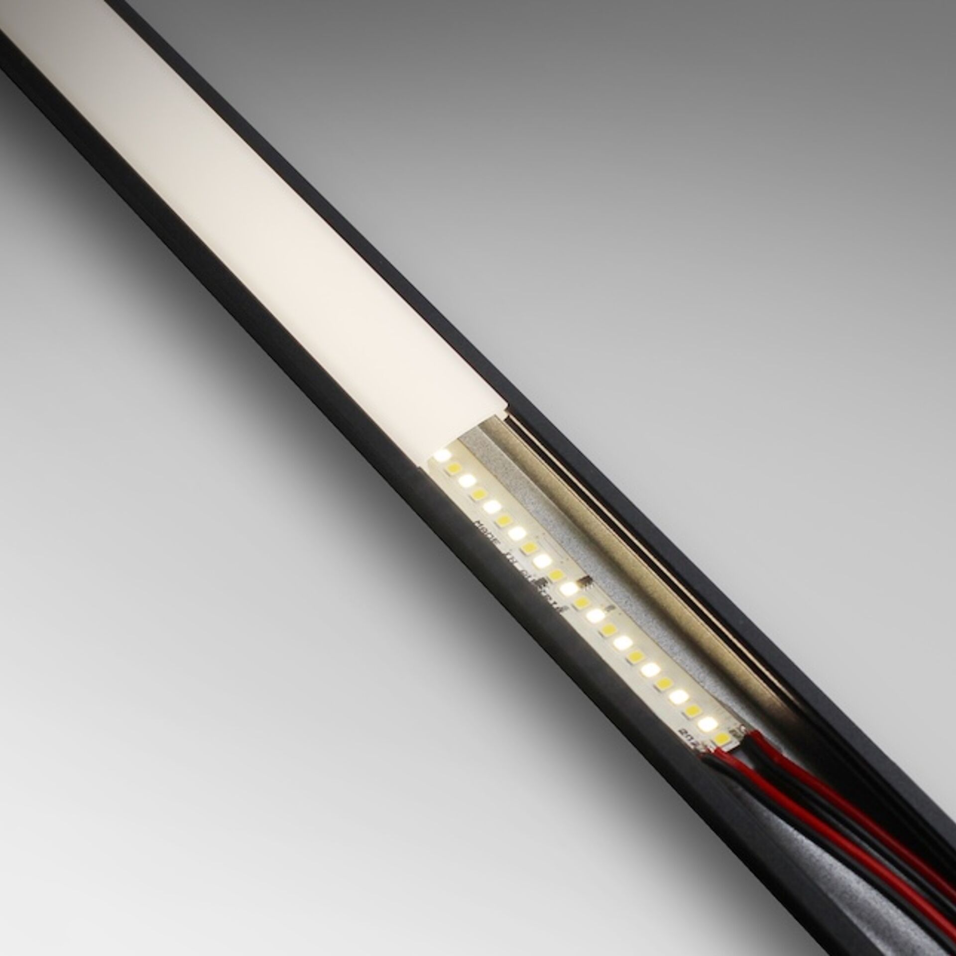 BL ONE Select DUAL-S 2000 >90 - BL ONE Select Dual-S LED strip 2000lm/m ...